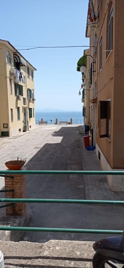 La Finestra Sul Mare Lägenhet Vietri Exteriör bild